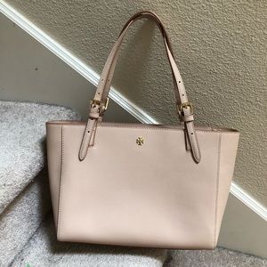 BNWOT Tory Burch Blush Leather Tote Bag